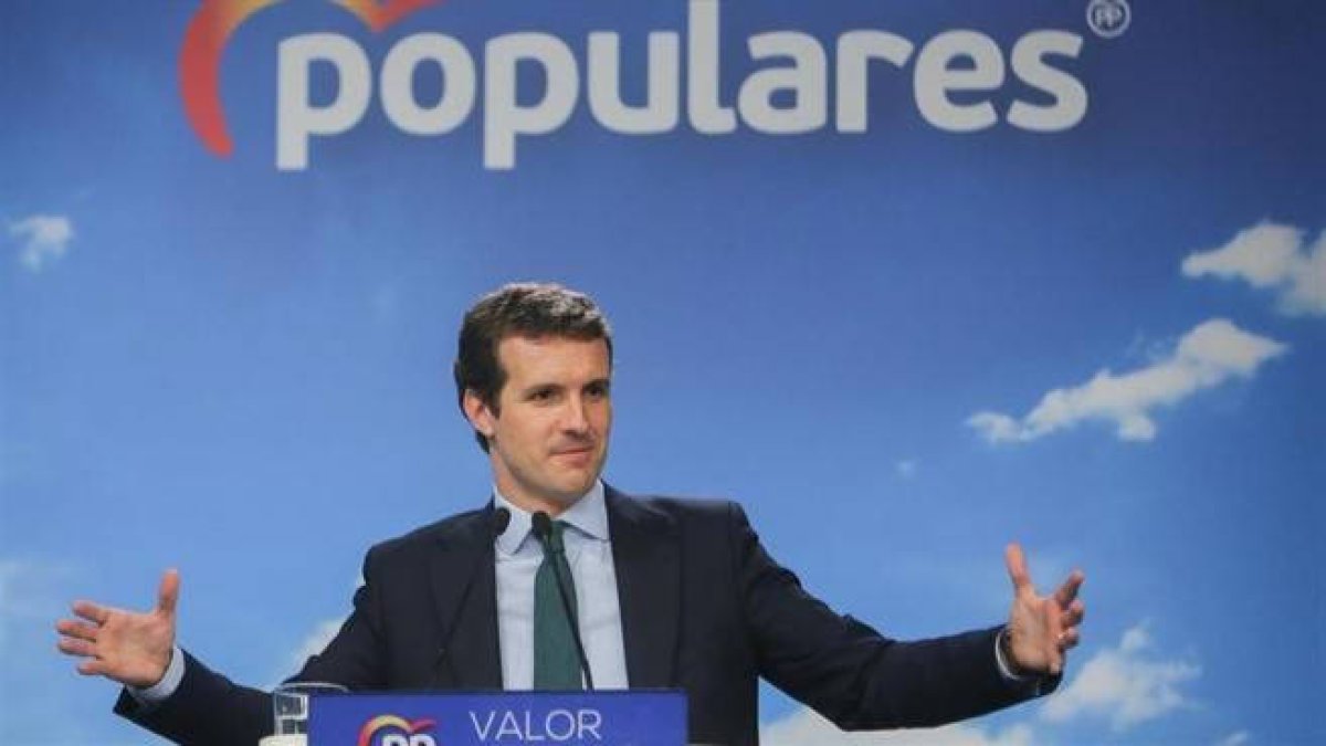 El ambicioso plan de Casado para recuperar votos de Vox y Cs