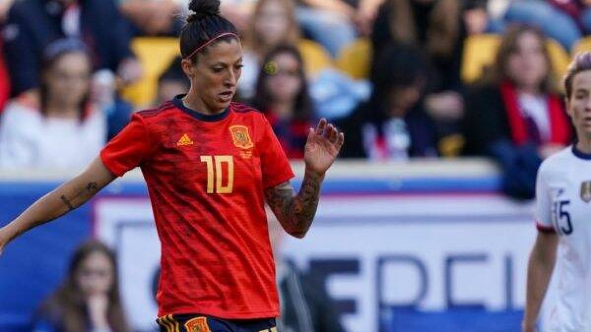 Las flores de Rapinoe a España tras la victoria de Estados Unidos