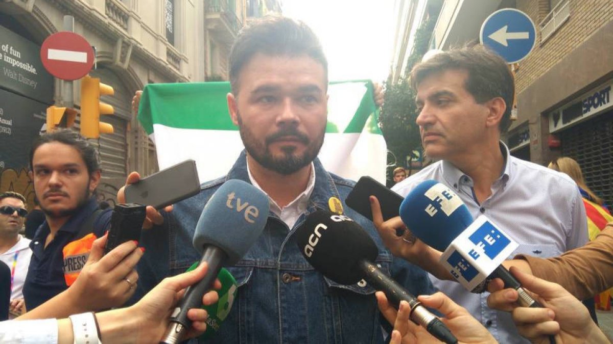 Rufián estalla contra los