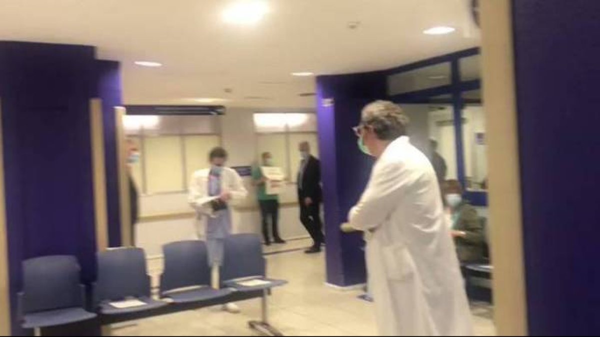 Momento en que el lendakari es abucheado con gritos de