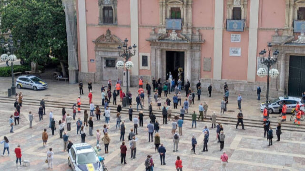 Salida de la Virgen a la plaza. FOTO: @vgutierrezVLC