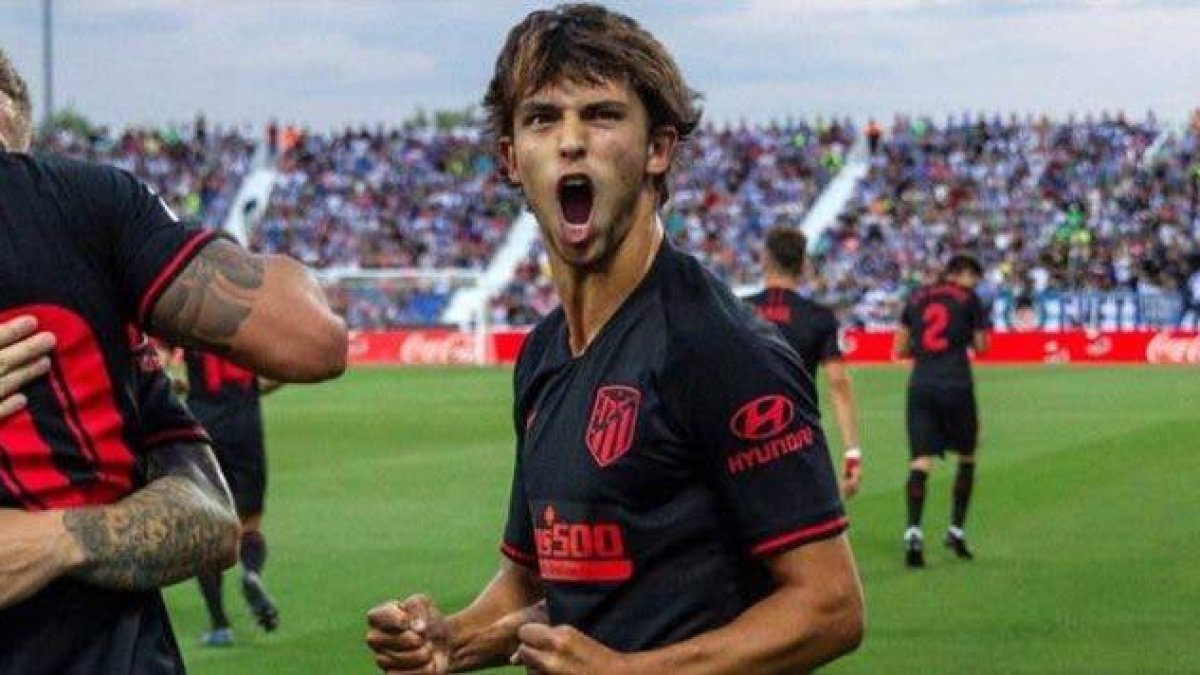 Joao se abona al enfado y a las lesiones: cuarta de su primer curso