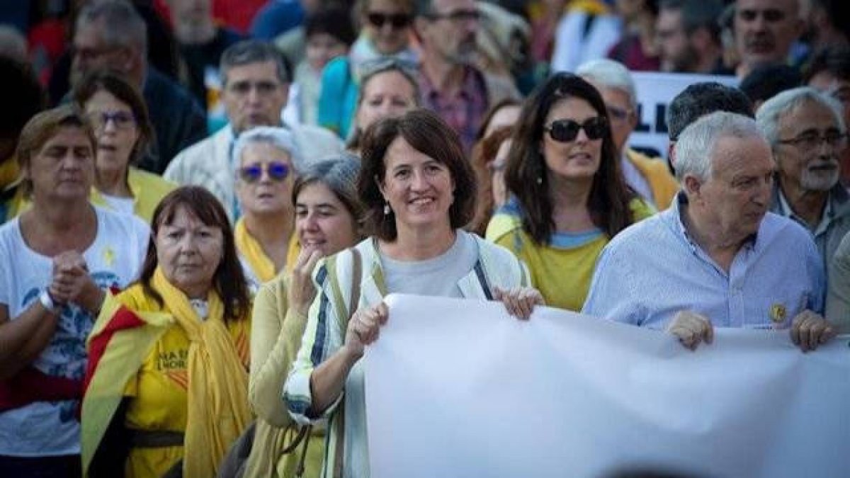 Elisenda Paluzie, presidenta de la ANC, encabezando una manifestación