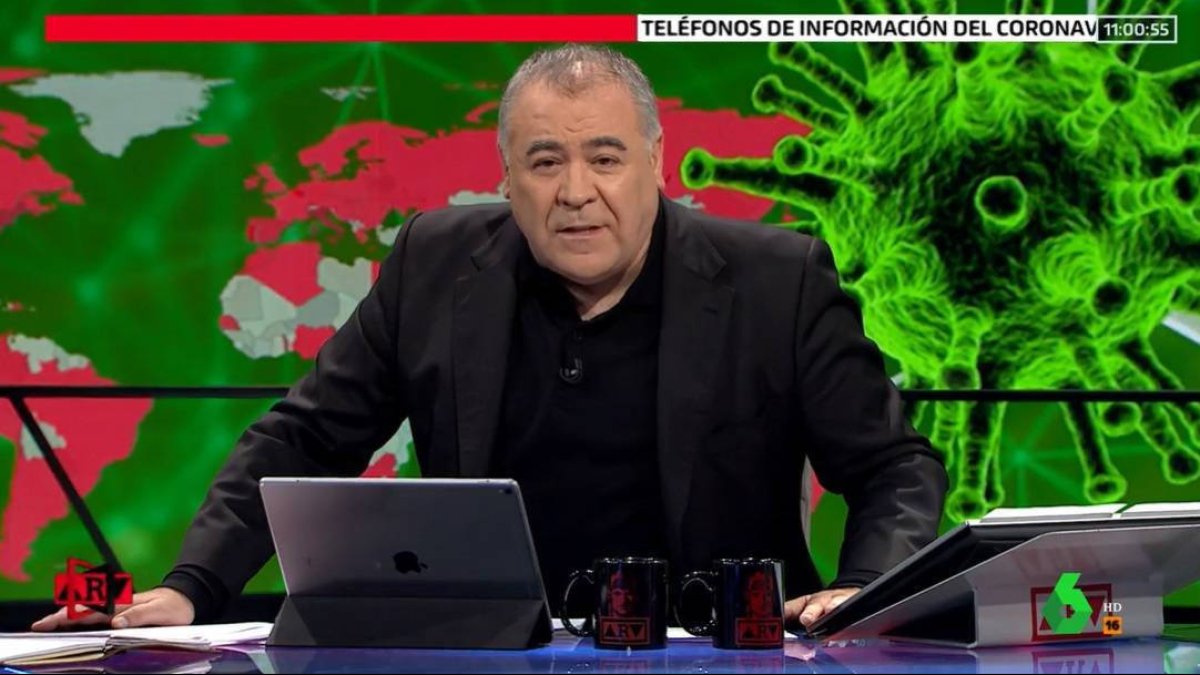 Antonio García Ferreras presentando