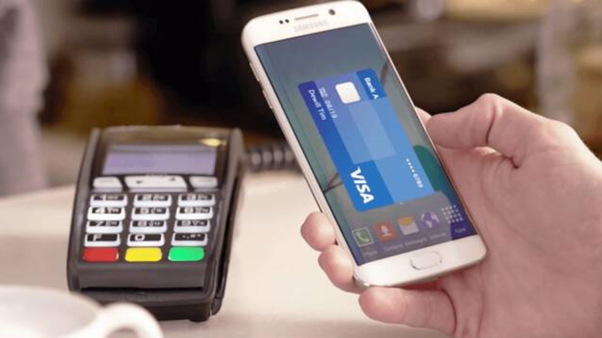 Samsung introducirá una “innovadora” tarjeta de débito este verano