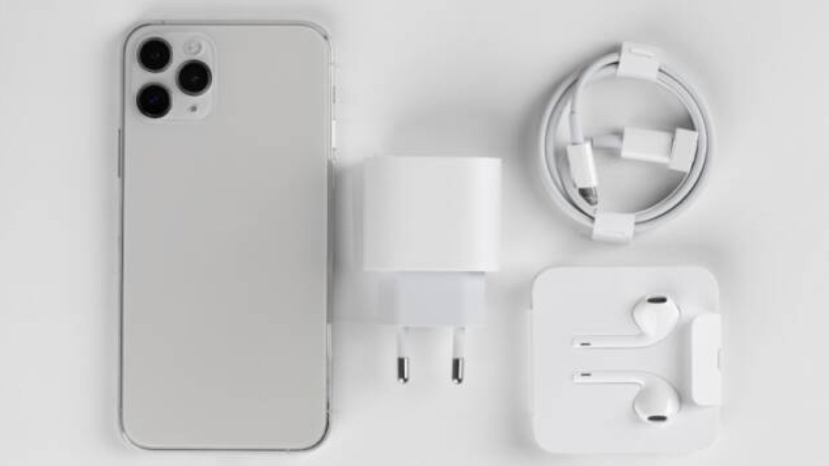 Apple sin auriculares o cargador en la caja del iPhone 12