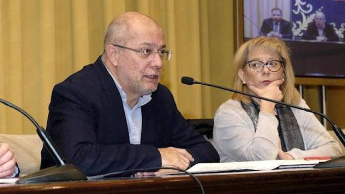 Ciudadanos: del envite a Arrimadas a la pugna por los compromisarios valencianos