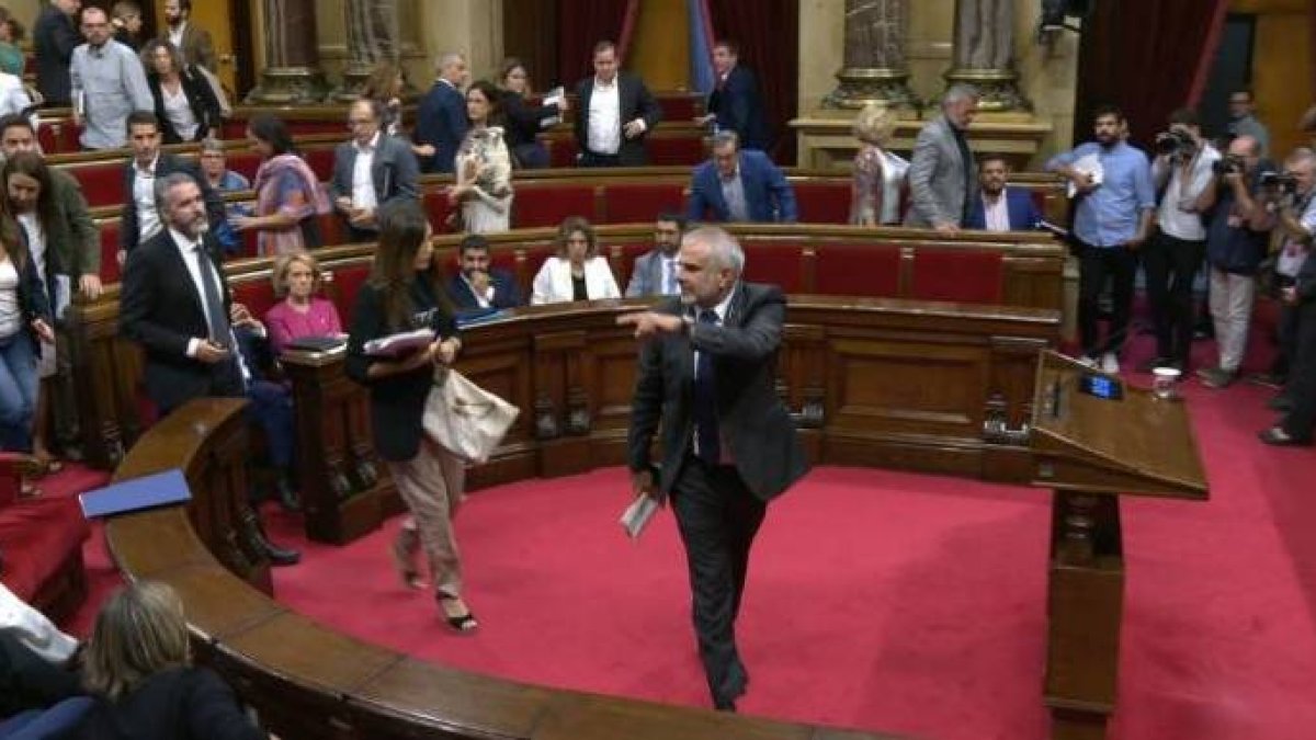 Carlos Carrizosa (Cs), expulsado por Torrent.