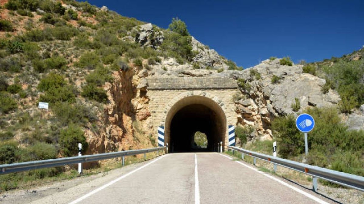 Casas Bajas túnel de Abajo