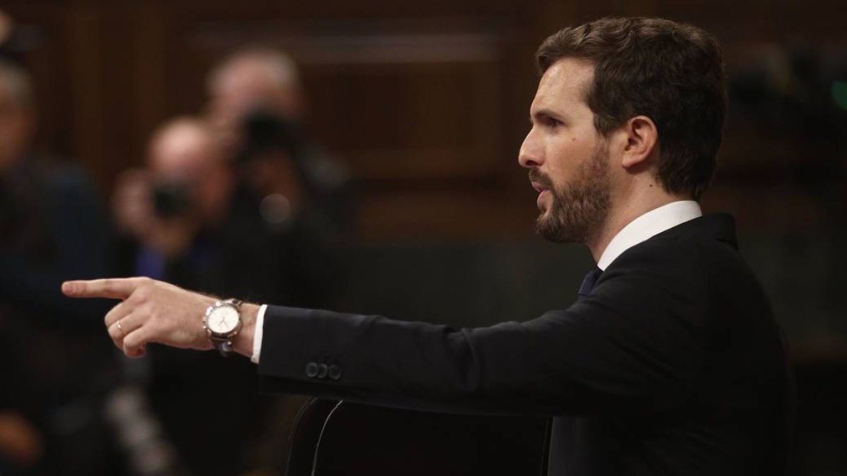 Casado no se atemoriza y librará una guerra ideológica con Sánchez