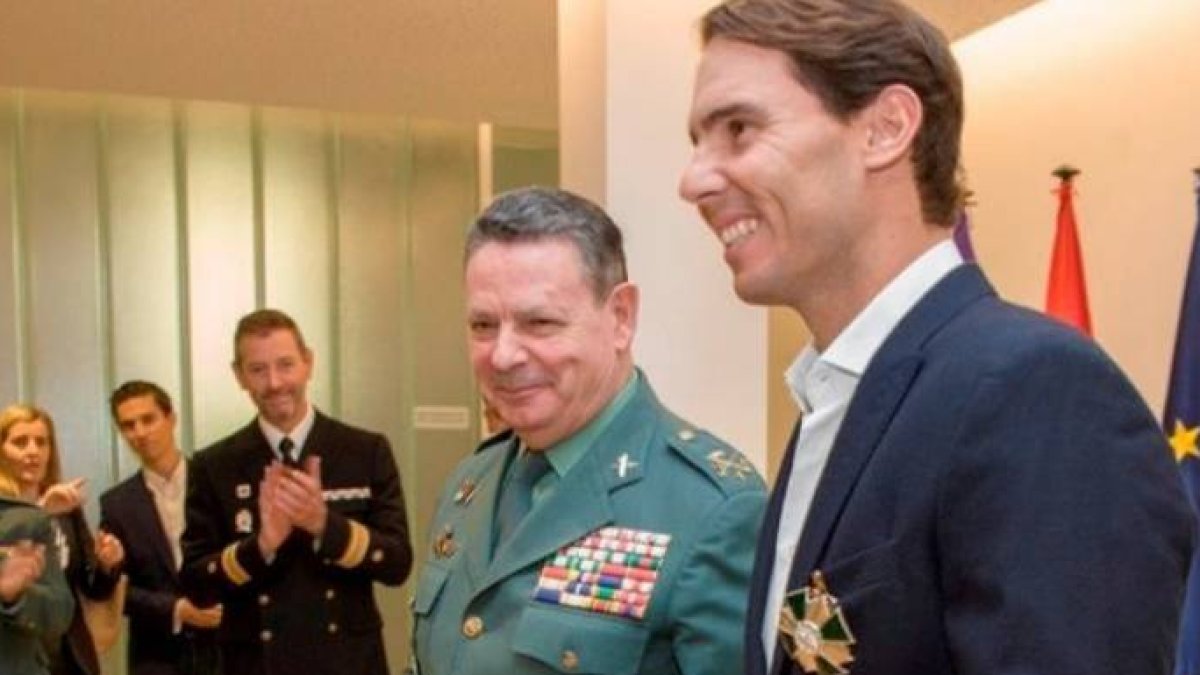 Nadal, este viernes condecorado por la Guardia Civil.