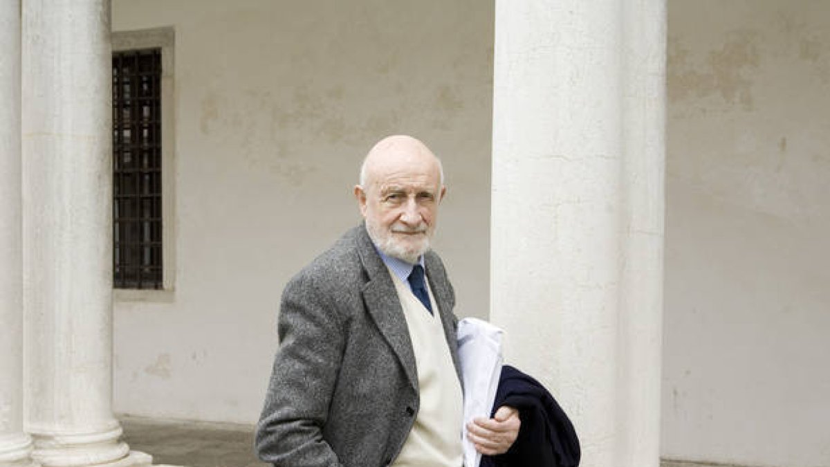 Vittorio Gregotti