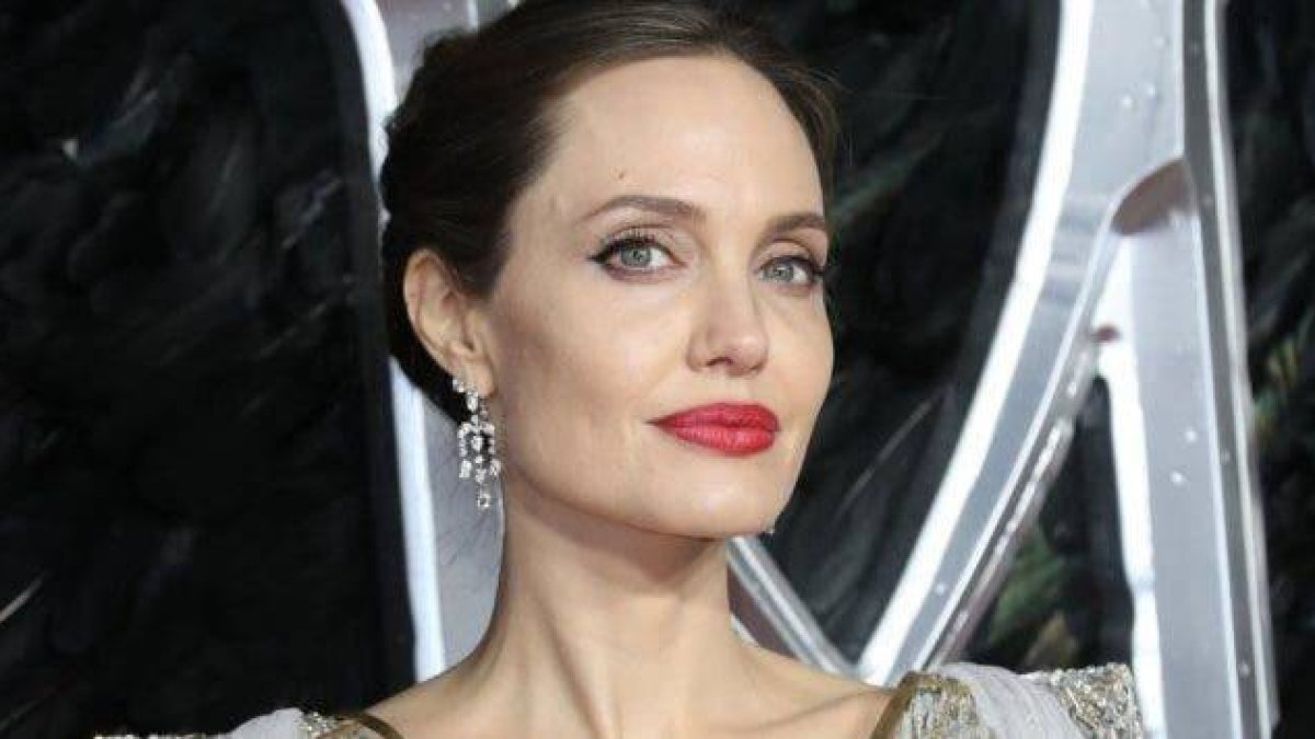 Angelina Jolie y Bradley Cooper o “cuando el río suena…”