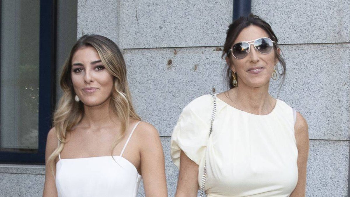 Anna Ferrer Padilla y su madre, Paz Padilla