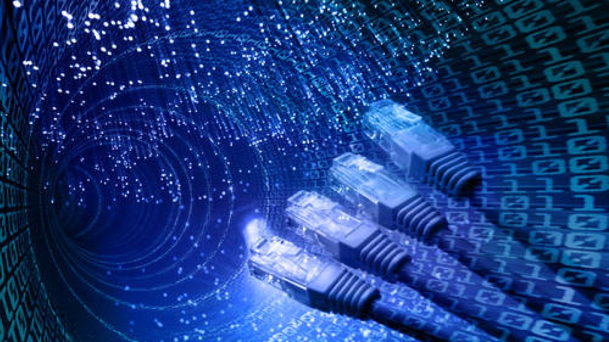 La inteligencia rusa está husmeando en los cables submarinos de internet.