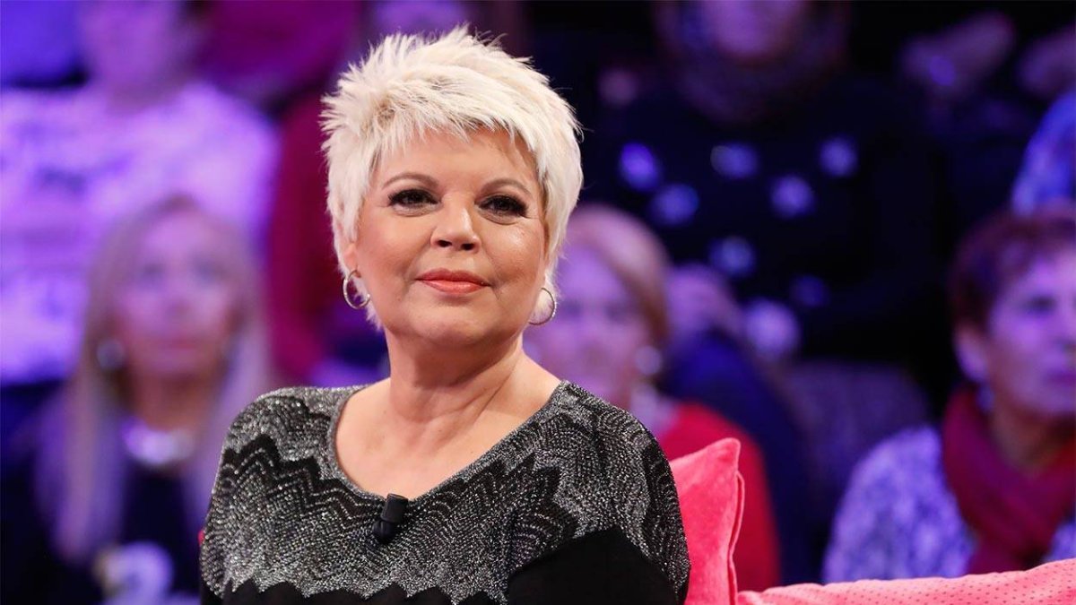 Terelu Campos saca su lado flamenco en Nochebuena y sorprende a Kike Calleja