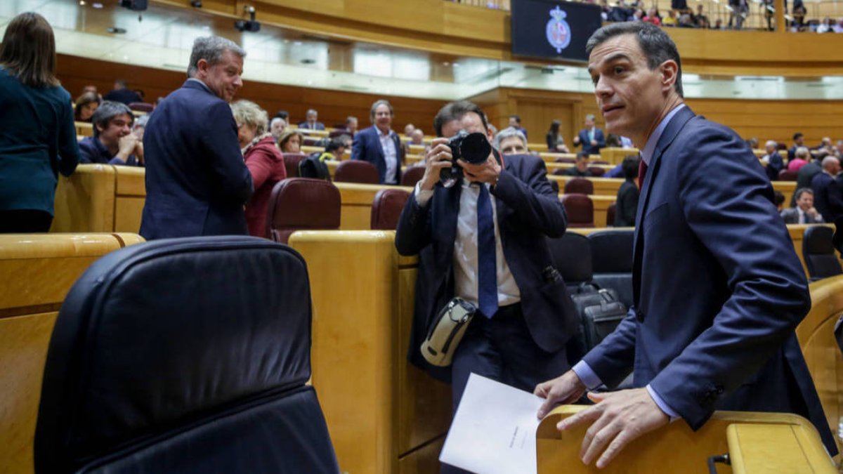 Pedro Sánchez al inicio de la sesión de control al Gobierno en el Senado.