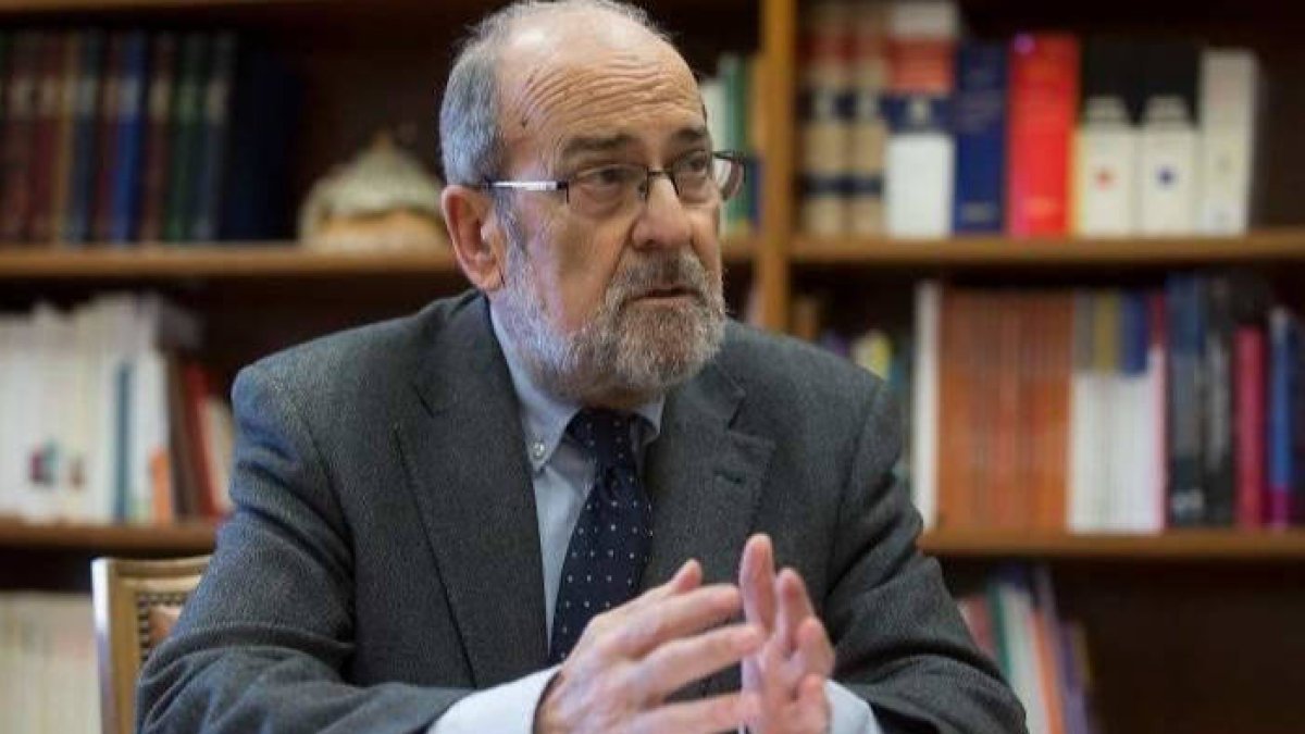 El presidente del Consejo Escolar, Enrique Roca.
