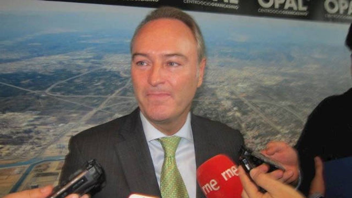 El ex presidente Alberto Fabra ingresado en un hospital con coronavirus