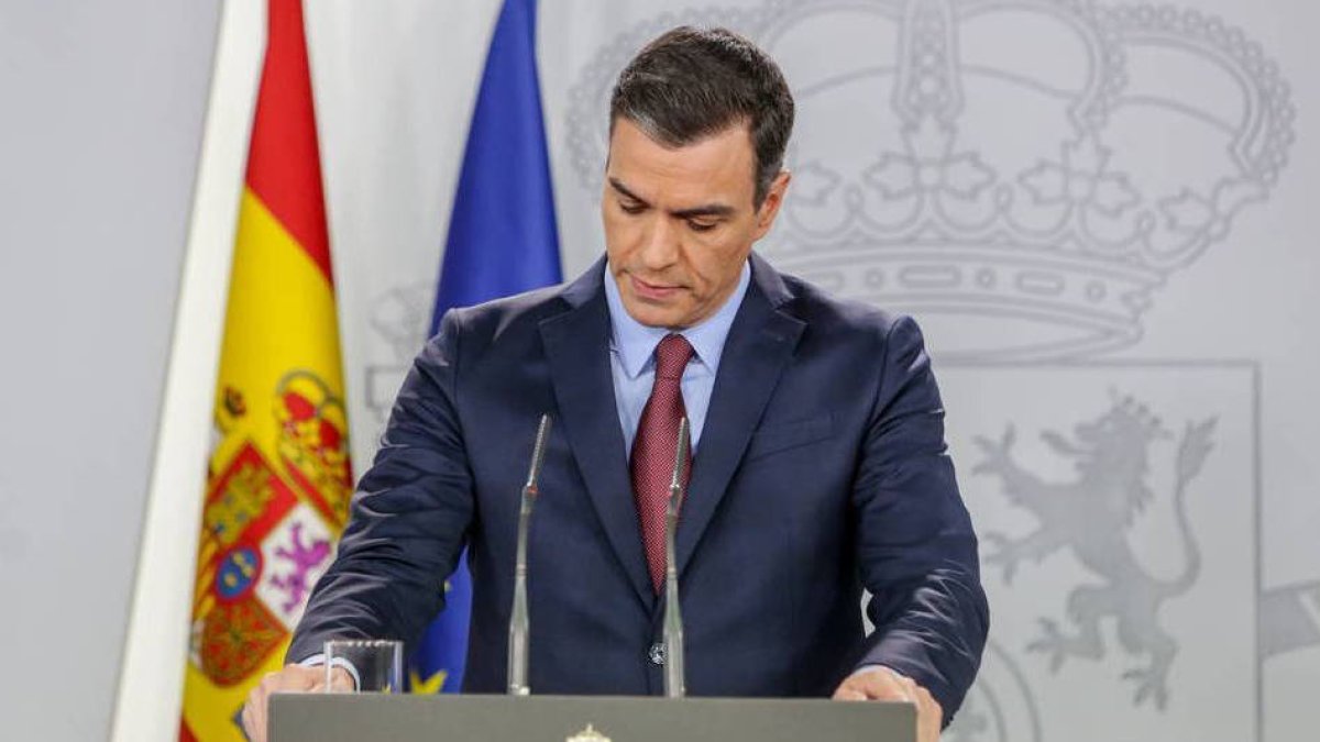 El presidente del Gobierno, Pedro Sánchez, actuó tarde y se podrían haber salvado vidas
