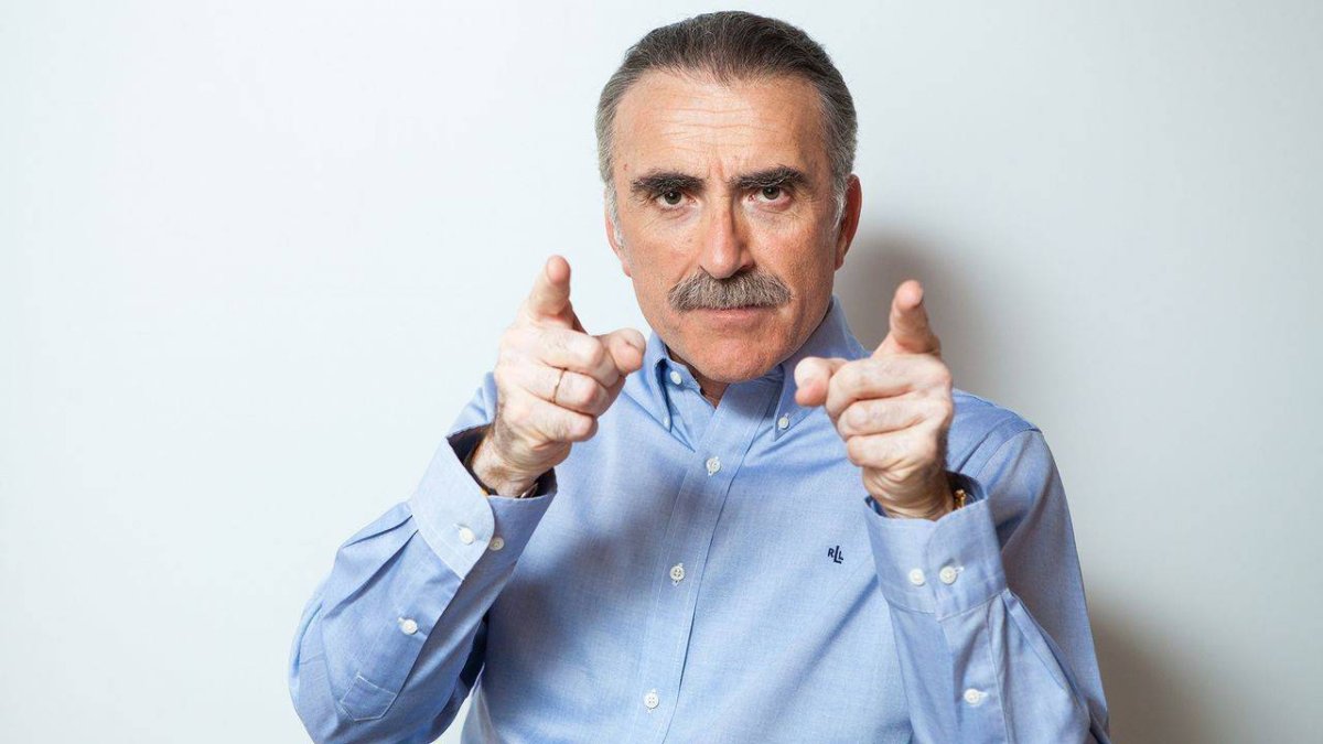 El presentador Juan y Medio