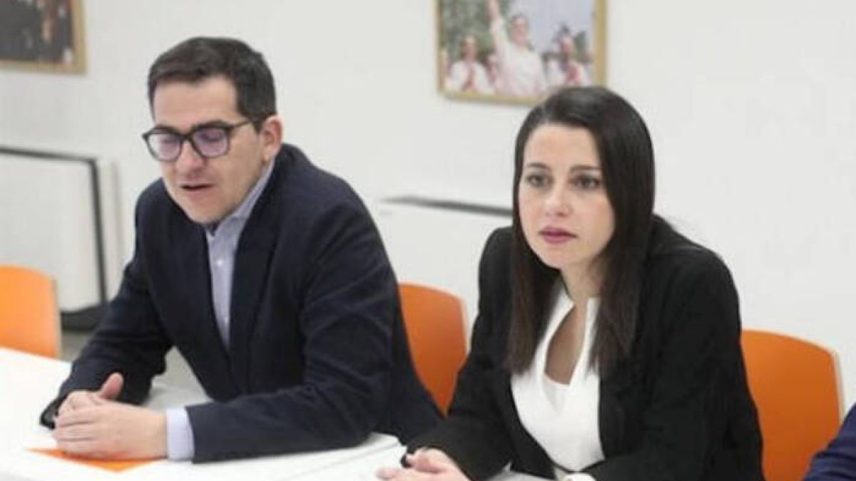 Ciudadanos en la Comunidad Valenciana está a la espera de saber el reglamento de organización que establezca el partido para cambiar su estructura
