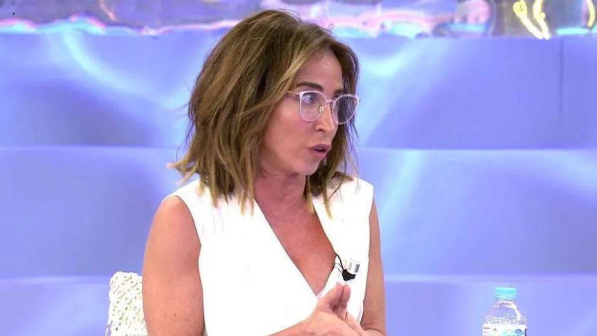 María Patiño parada por la Policía en plena crisis del coronavirus.