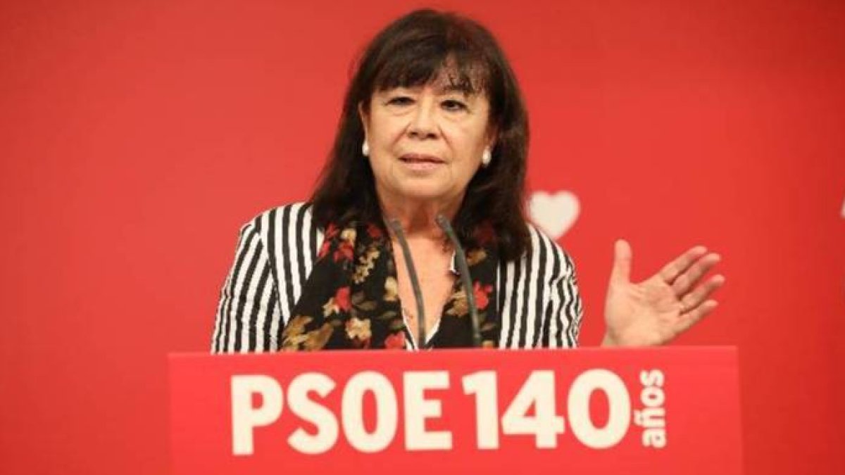 La presidenta del PSOE, Cristina Narbona, este lunes.