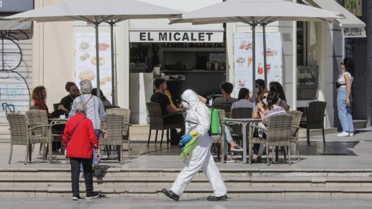La limpieza y desinfección es una medida preventiva de primer nivel para evitar más brotes
