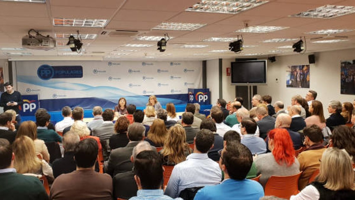 Reunión de la junta directiva del PPCV celebrada este mes.