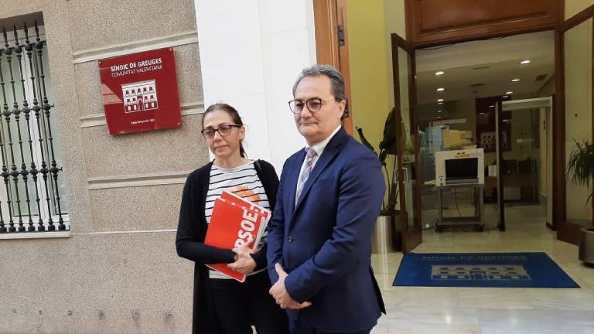 El Síndic da un toque a Barcala