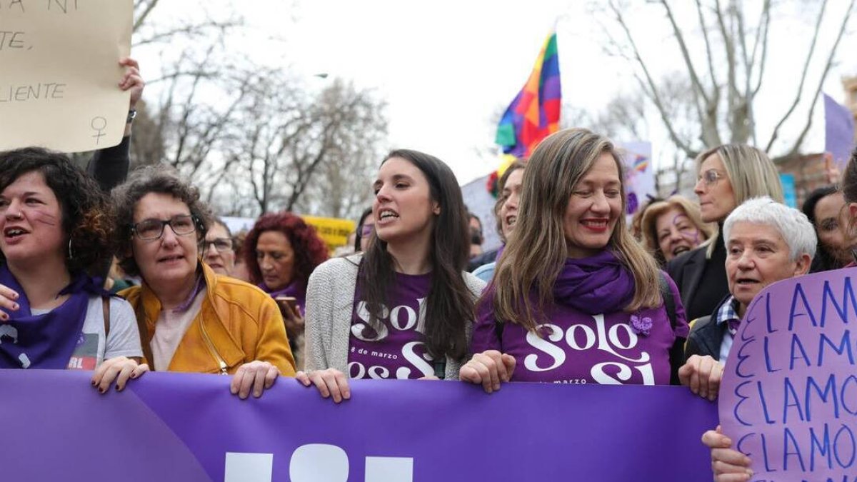 Irene Montero en la manifestación del 8M