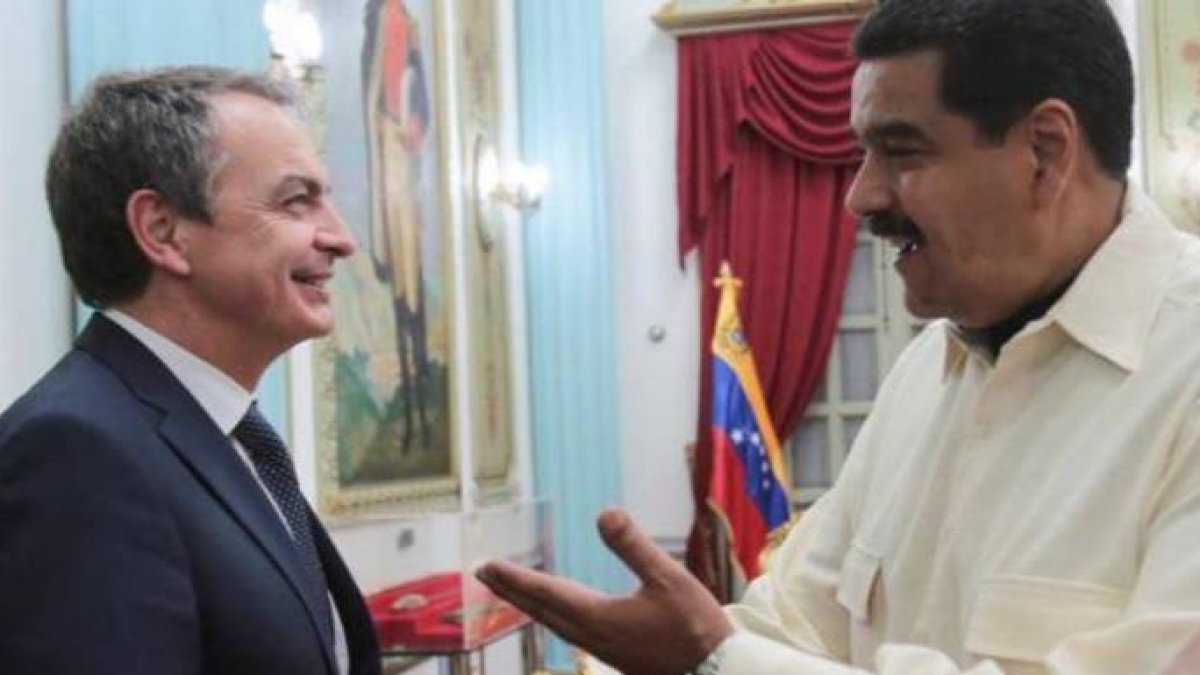 Maduro y Zapatero, en una de sus múltiples citas en Caracas.