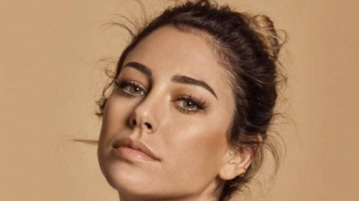 Blanca Suárez ha posado con mascarilla.