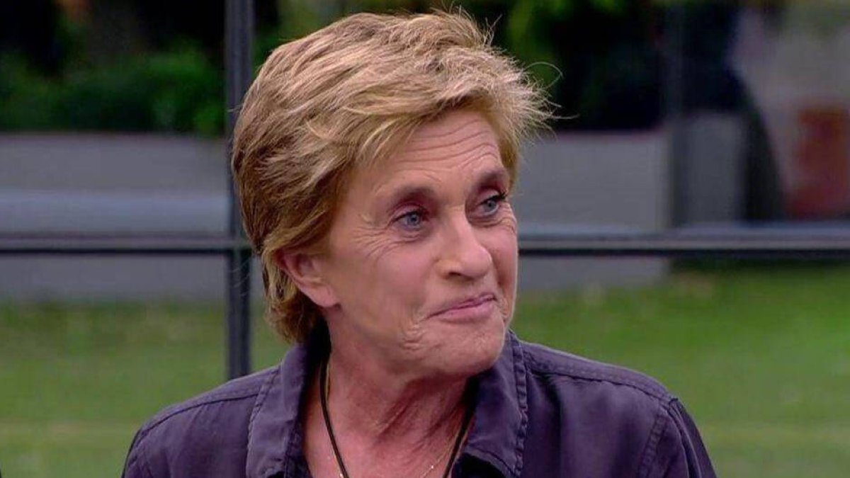 Chelo no quería ayuda de su pareja pero se tuvo que aguantar.