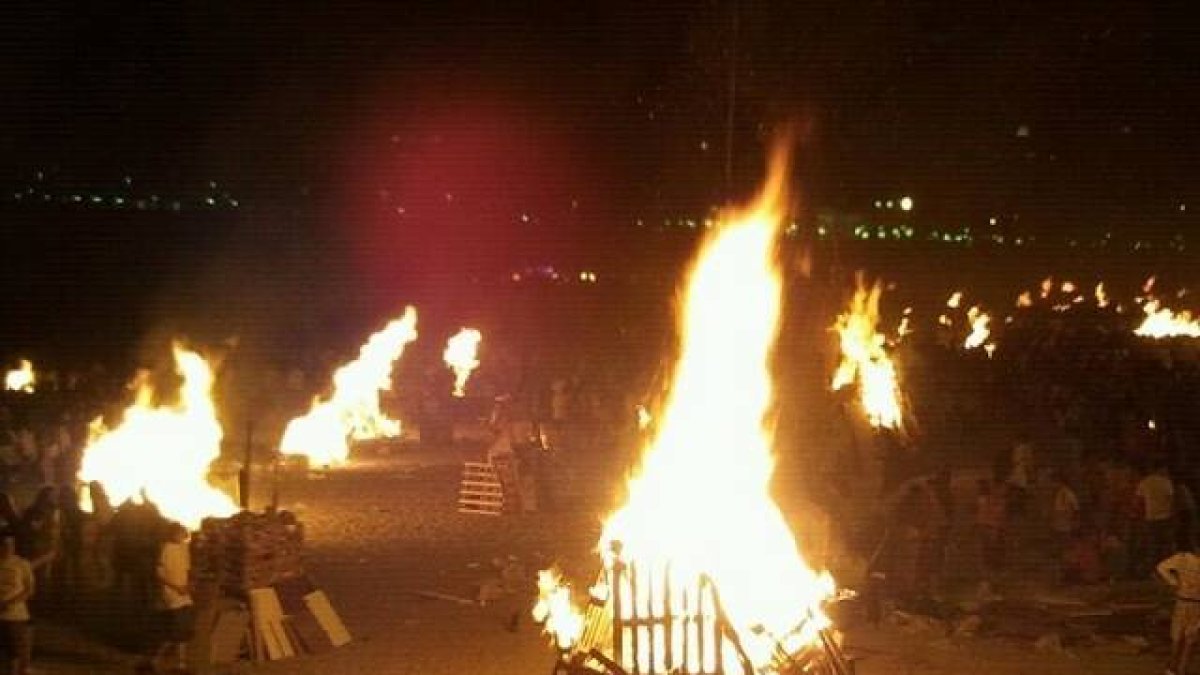 Alicante blindará sus playas para evitar que se hagan hogueras en San Juan