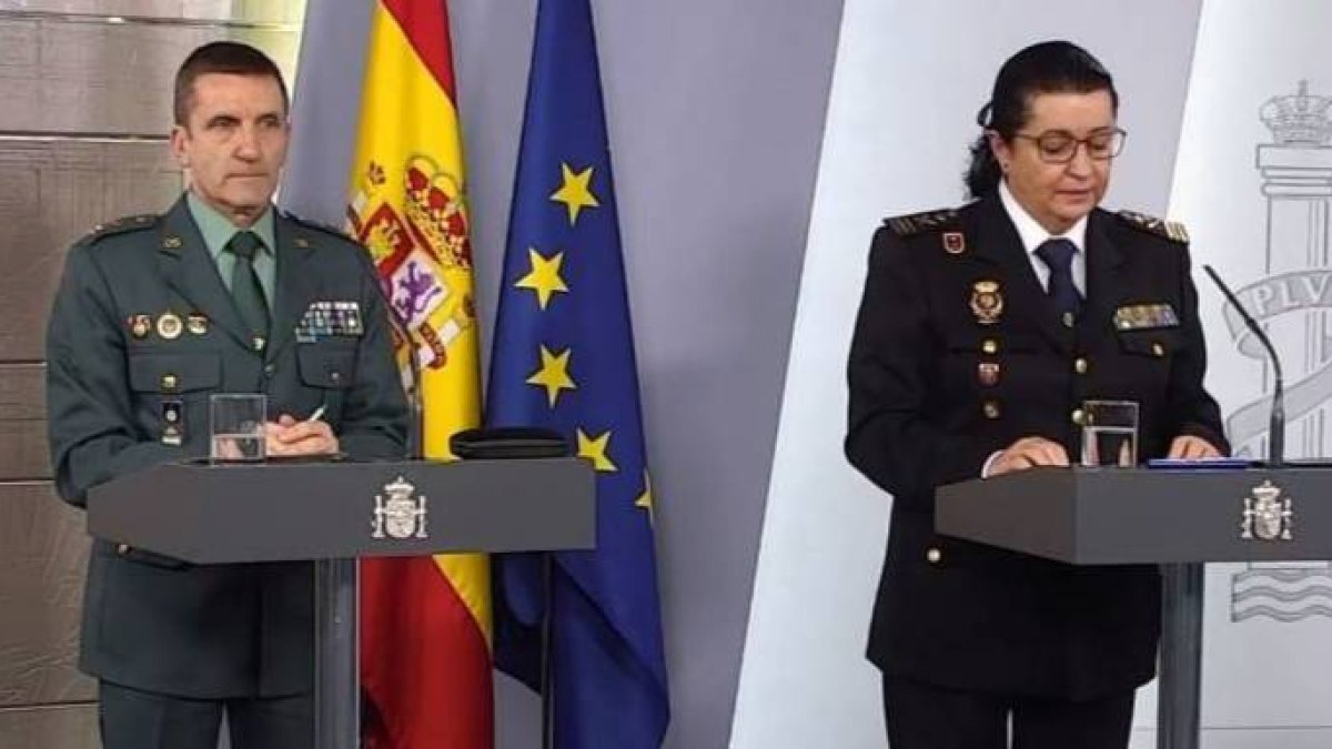 El general José Manuel Santiago y la comisaria Pilar Allué, los dos portavoces de Marlaska que han sido premiados.