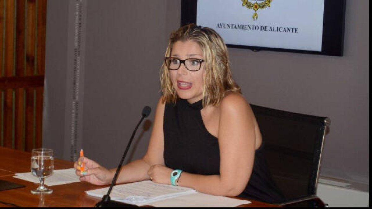 Mª Carmen Sánchez deja la portavocía del equipo de gobierno para centrarse en turismo