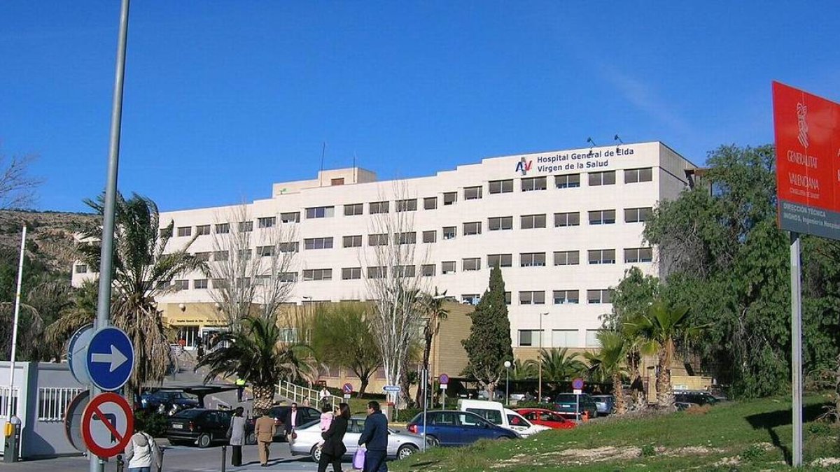 Las UCI del Hospital de Elda están al límite y ya no hay respiradores