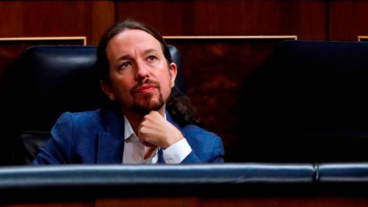 La imputación de Podemos ha puesto a Iglesias con el agua al cuello.