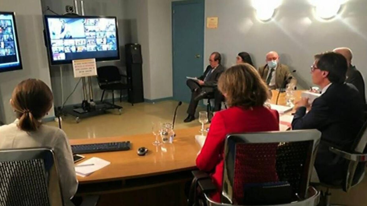 La vicepresidenta Ribera y el ministro Illa con los