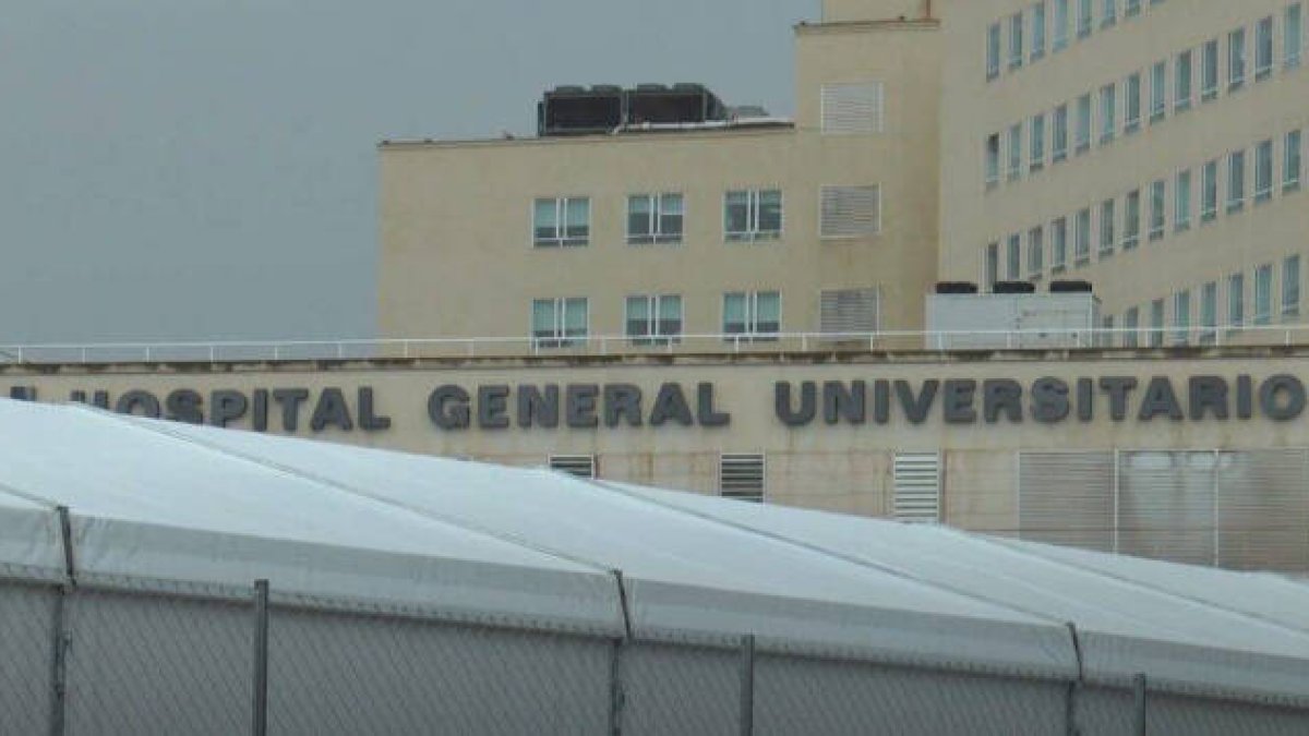 Los inmigrantes que lleguen en patera serán puestos en cuarentena en el Hospital General de Alicante