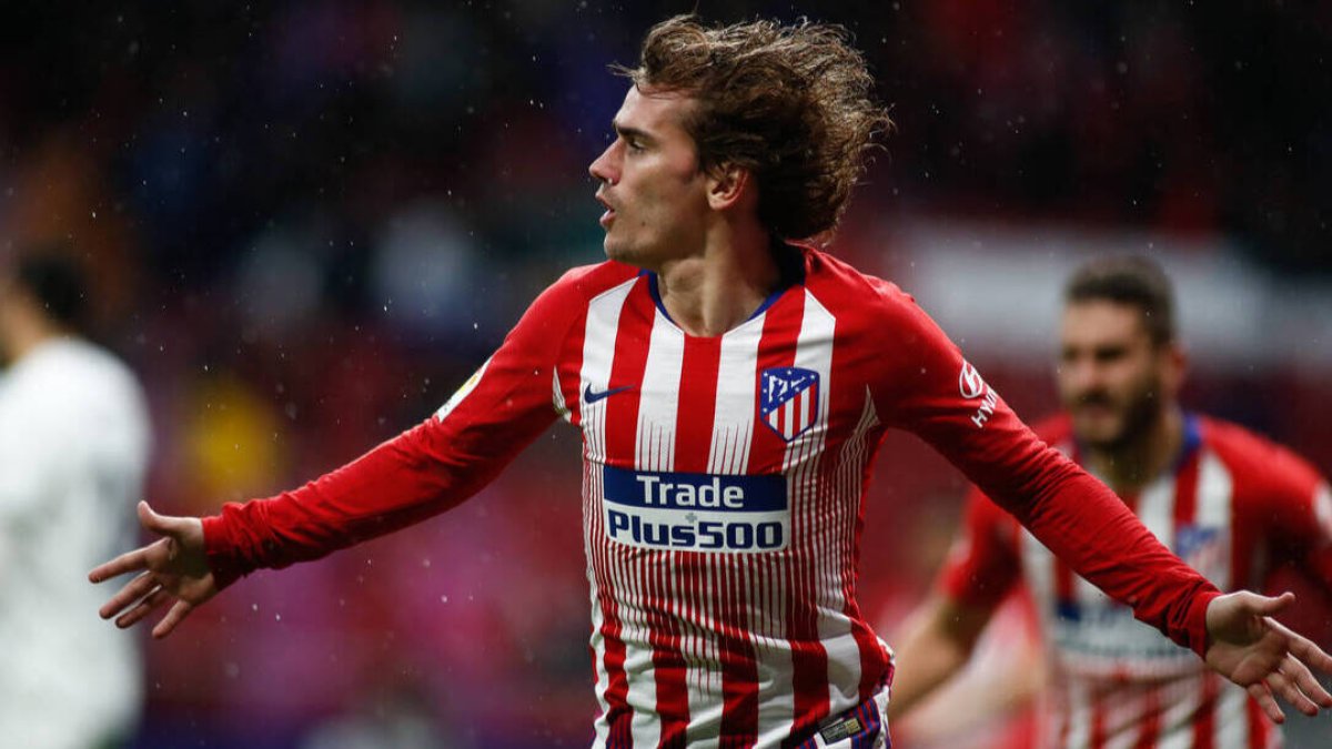 Griezmann, celebrando uno de los numerosos goles que consiguió con el Atlético de Madrid.