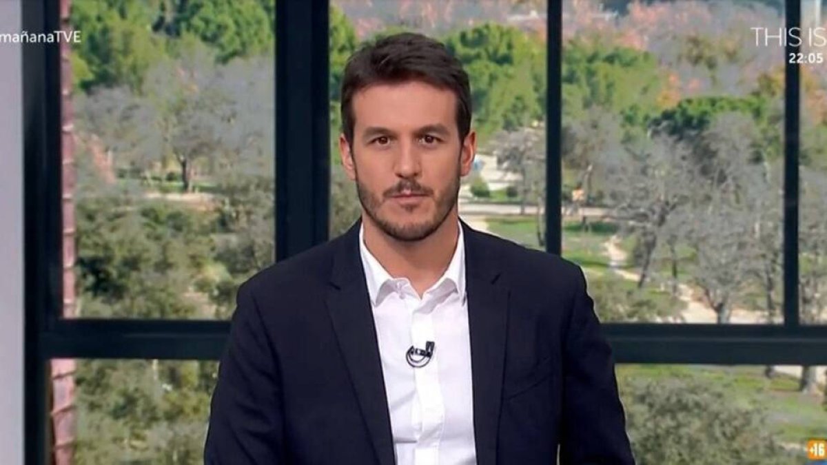 Diego Losada presentando