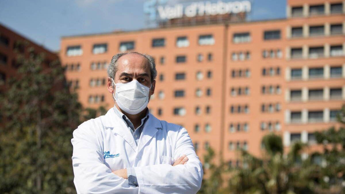 El doctor Benito Almirante.