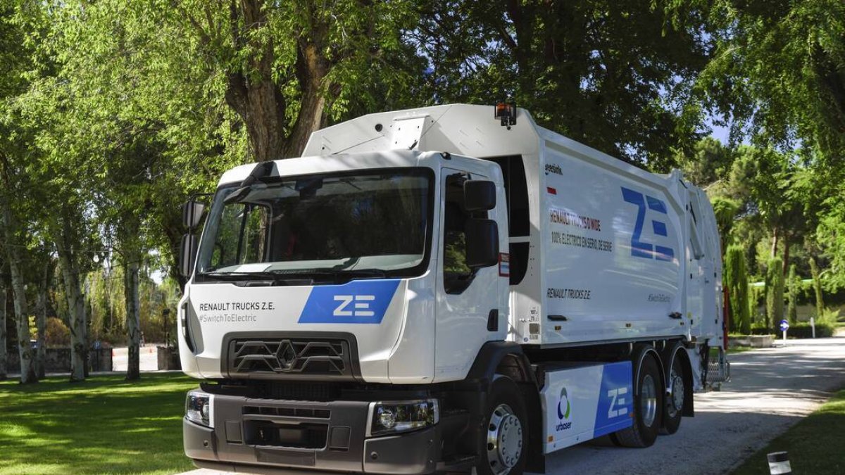 Urbaser pone en servicio el primer camión 100% eléctrico
