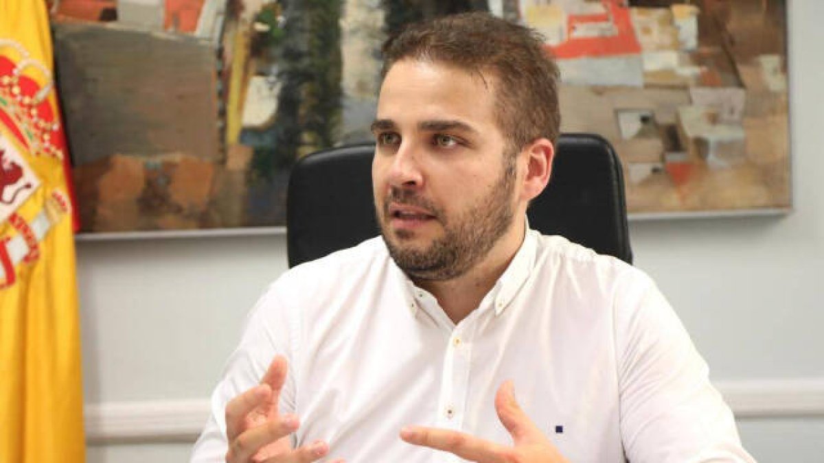 Adrián Ballester