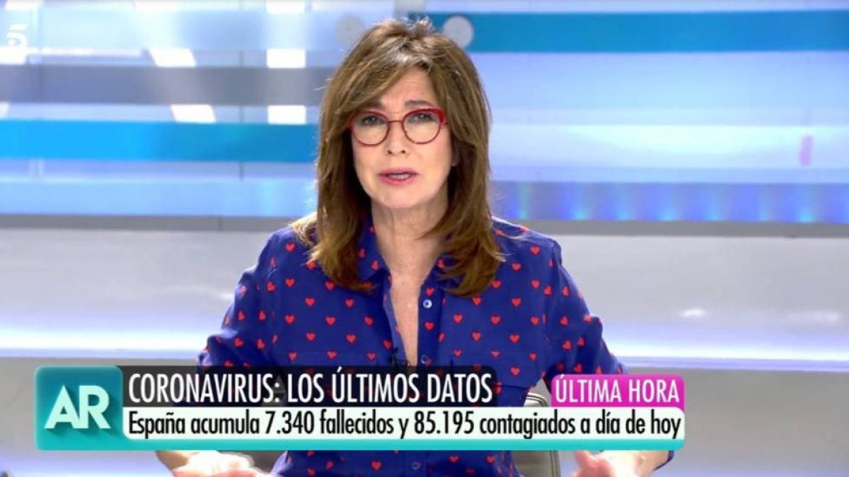 Ana Rosa Quintana presentando