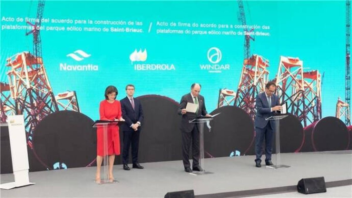 Iberdrola adjudica a Navantia-Windar el mayor contrato de eólica marina