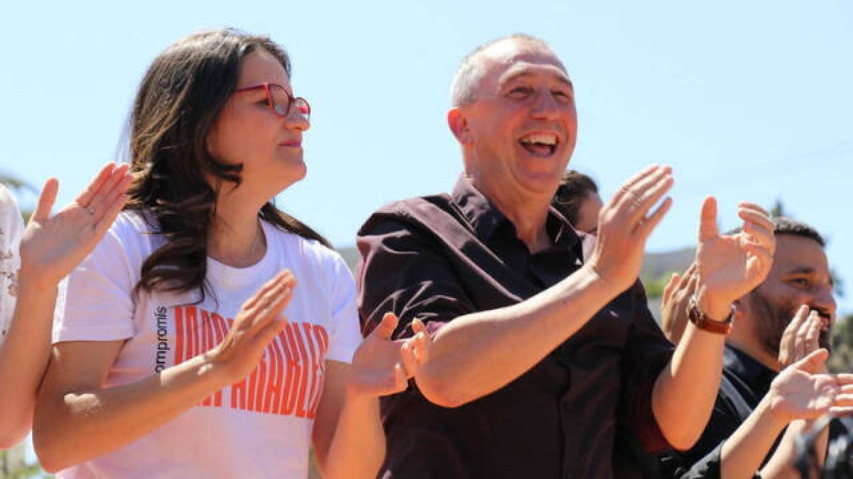 Mónica oltra y Joan Baldoví, en un acto de Compromís.